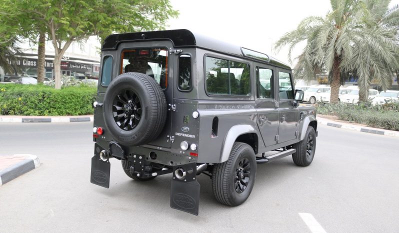 Land Rover Defender Modified(AUTO TRANSMISSION) 2016 full